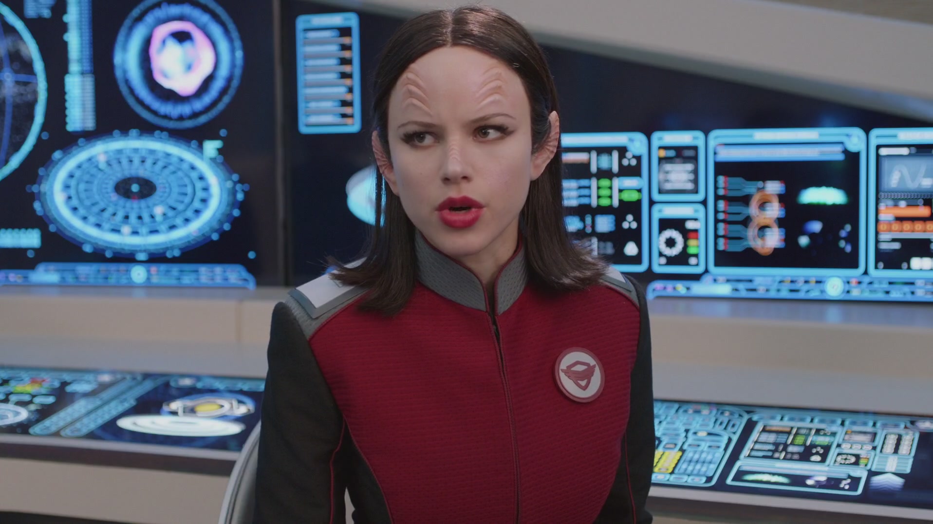 iHeartHalston_HalstonSageNet_TheOrville1x03Screencaps_013.jpg