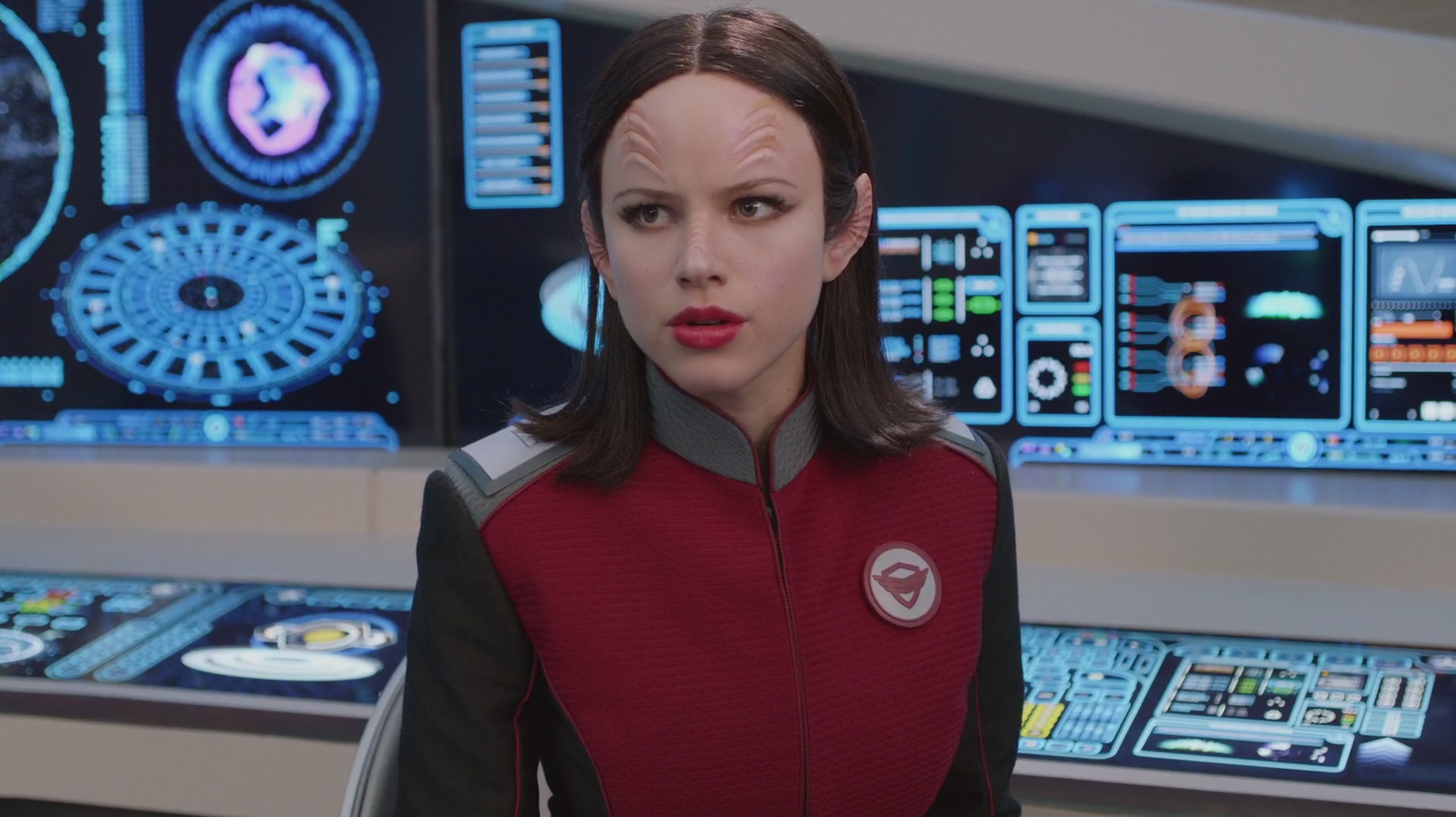 iHeartHalston_HalstonSageNet_TheOrville1x03Screencaps_015.jpg