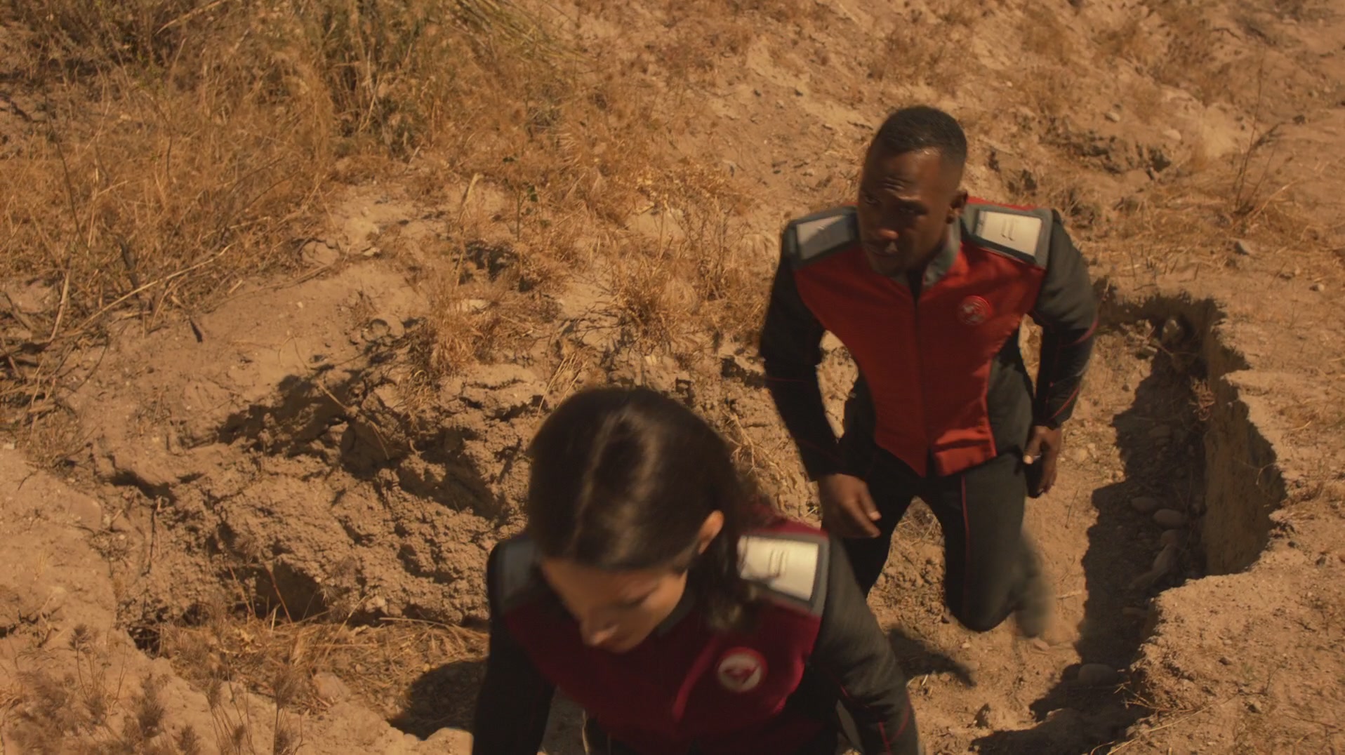 iHeartHalston_HalstonSageNet_TheOrville1x03Screencaps_175.jpg