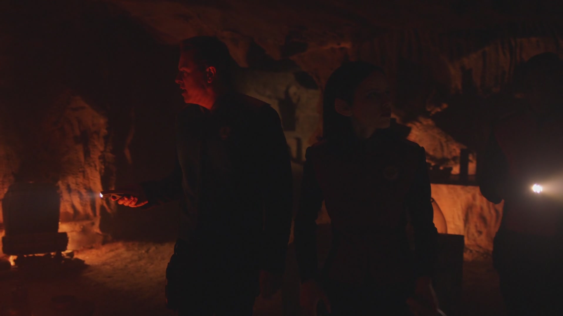 iHeartHalston_HalstonSageNet_TheOrville1x03Screencaps_183.jpg