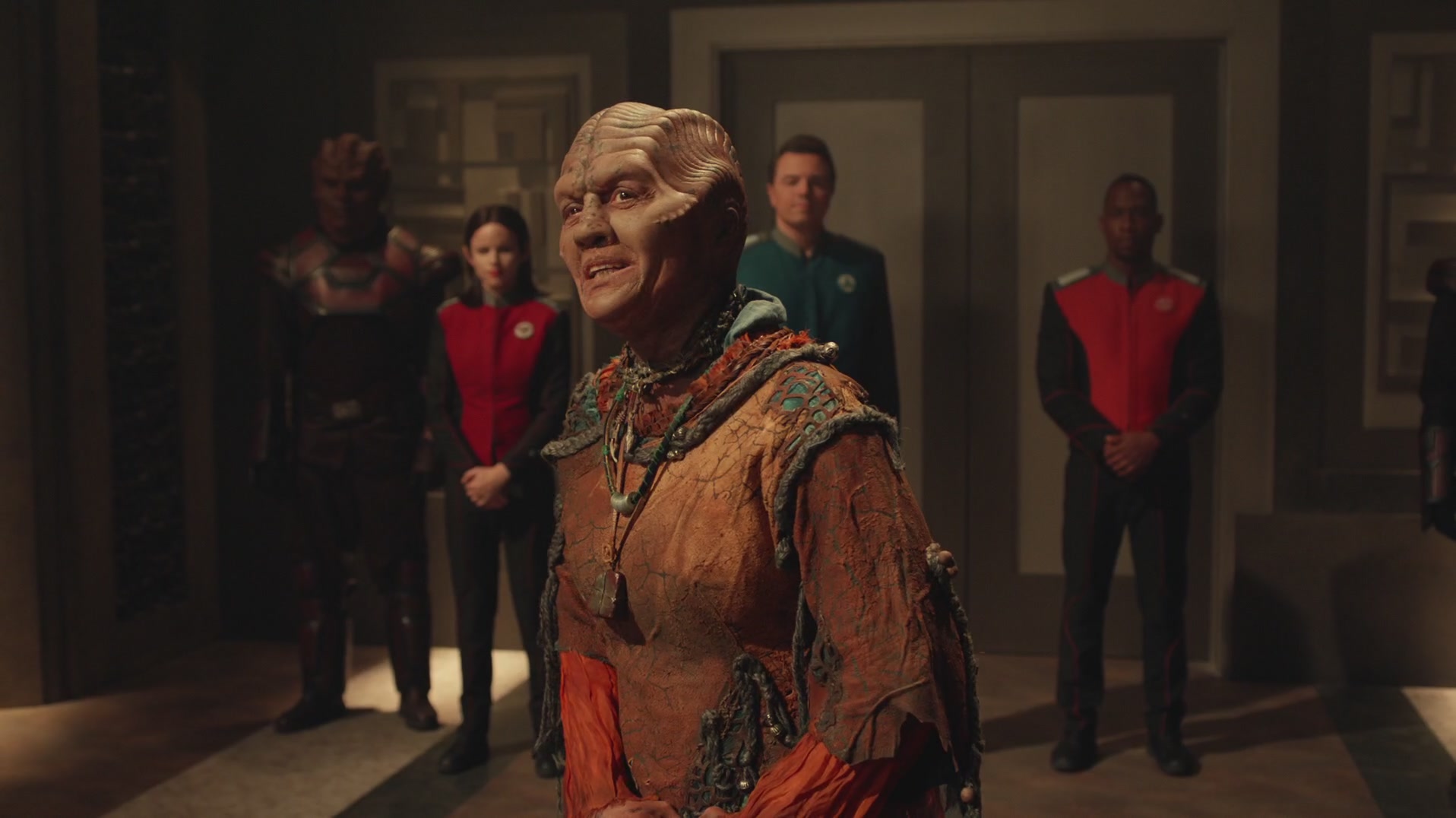 iHeartHalston_HalstonSageNet_TheOrville1x03Screencaps_222.jpg