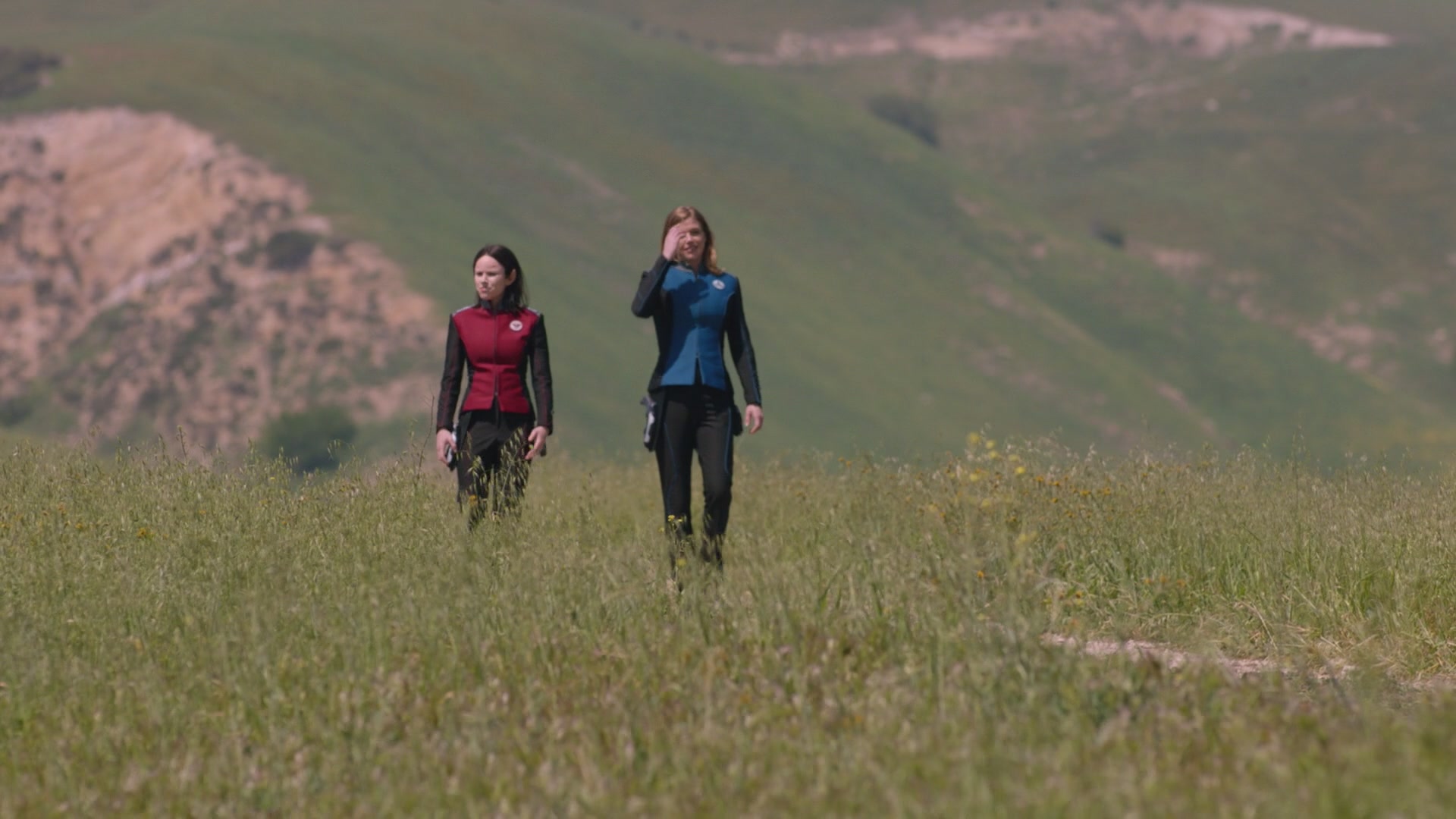 iHeartHalston_HalstonSageNet_TheOrville1x04Screencaps_167.jpg