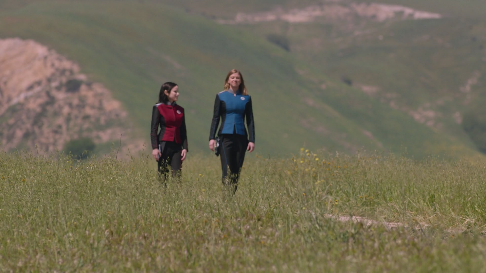 iHeartHalston_HalstonSageNet_TheOrville1x04Screencaps_171.jpg