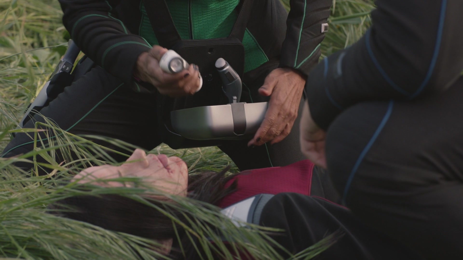 iHeartHalston_HalstonSageNet_TheOrville1x04Screencaps_251.jpg