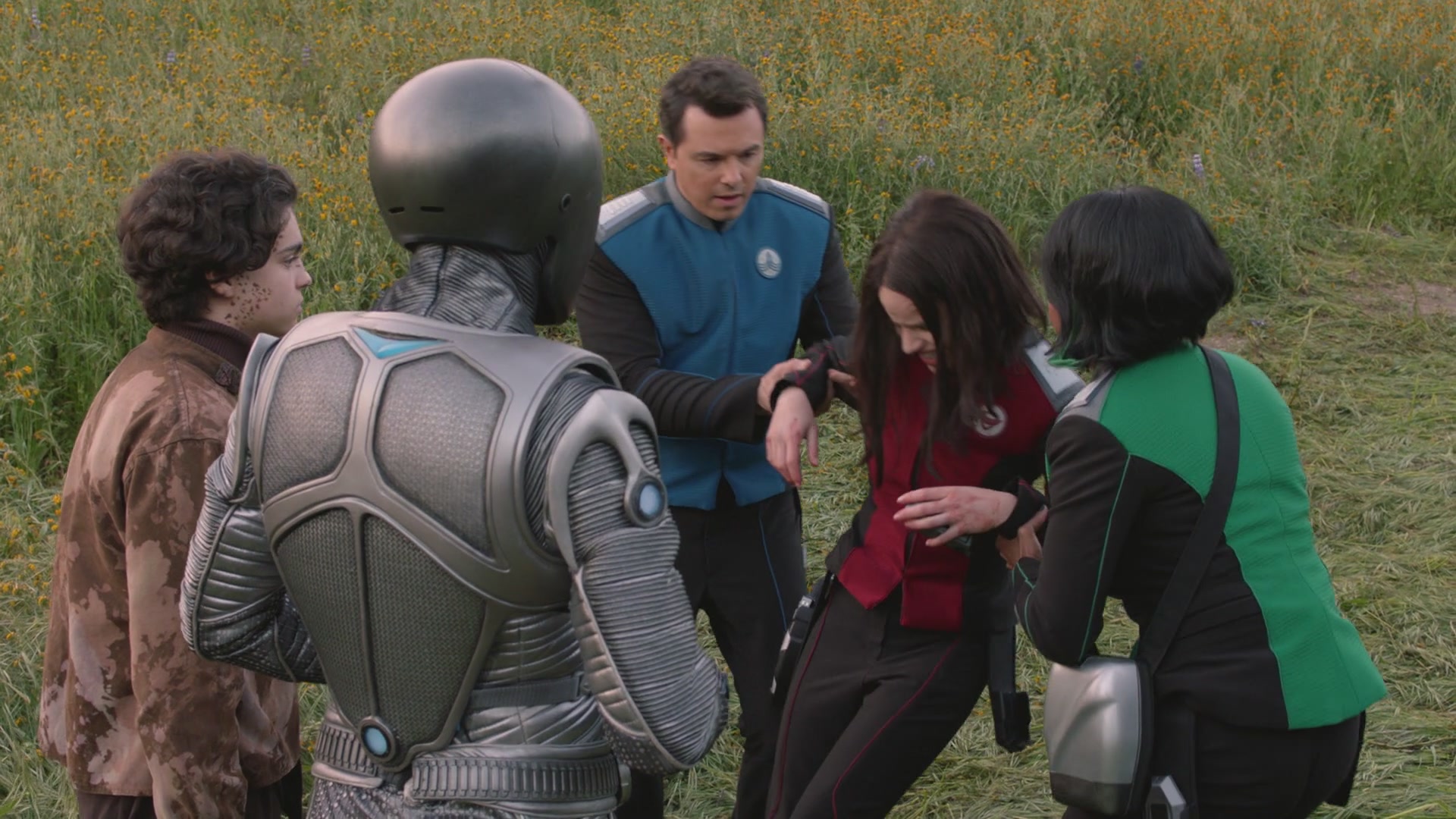 iHeartHalston_HalstonSageNet_TheOrville1x04Screencaps_280.jpg