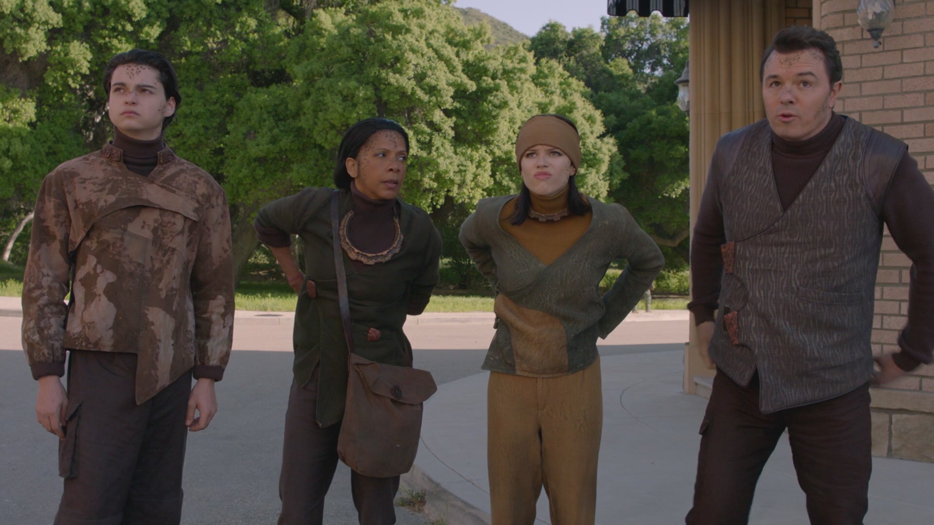 iHeartHalston_HalstonSageNet_TheOrville1x04Screencaps_295.jpg