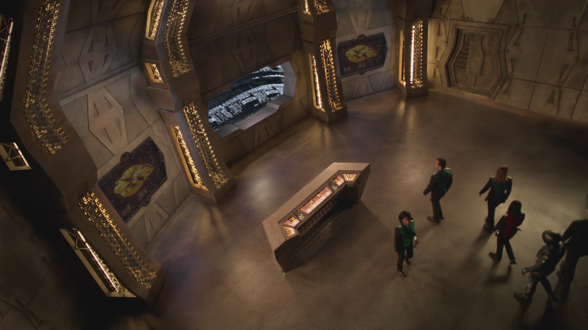 iHeartHalston_HalstonSageNet_TheOrville1x04Screencaps_380.jpg