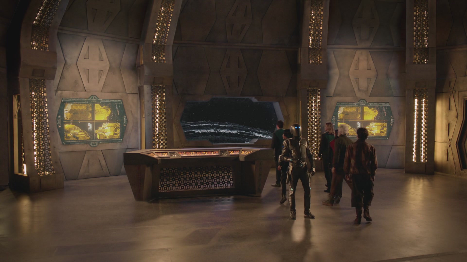 iHeartHalston_HalstonSageNet_TheOrville1x04Screencaps_384.jpg