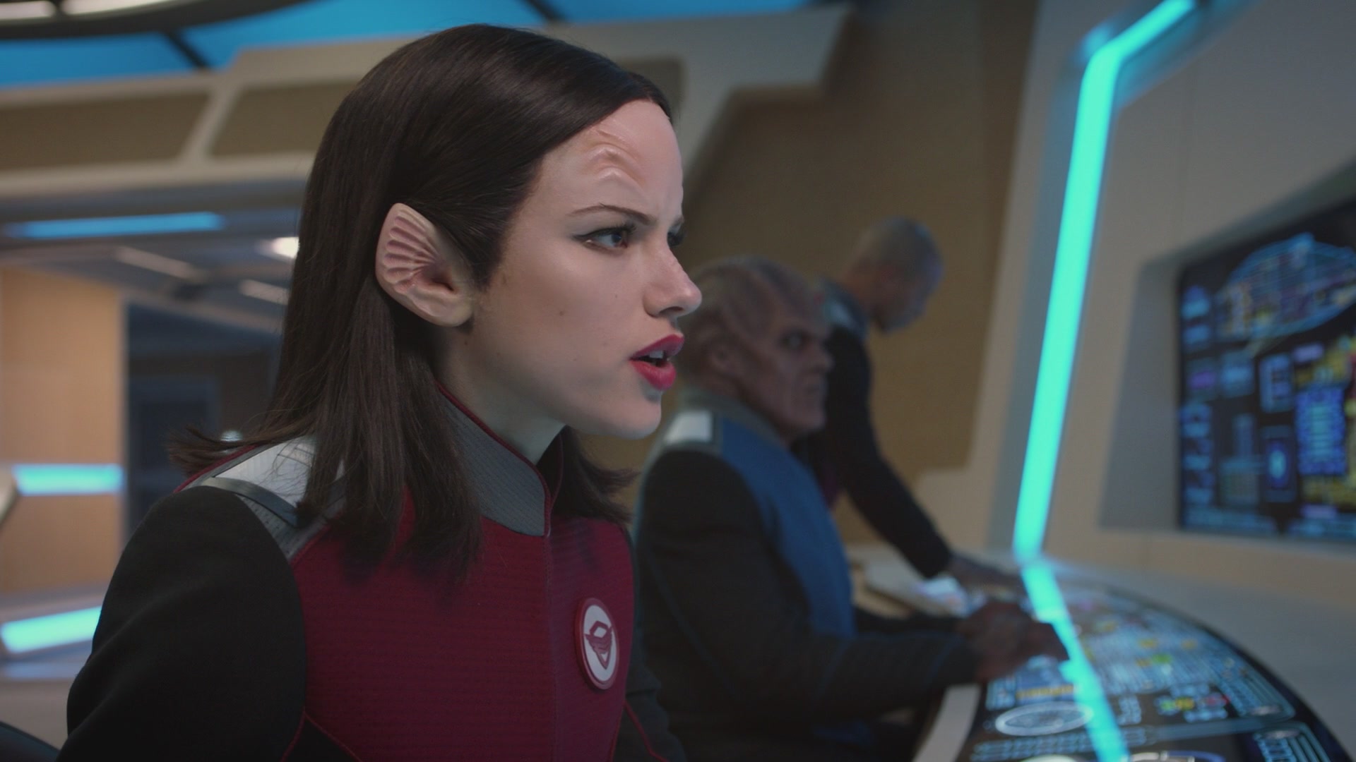 iHeartHalston_HalstonSageNet_TheOrville1x05Screencaps_002.jpg