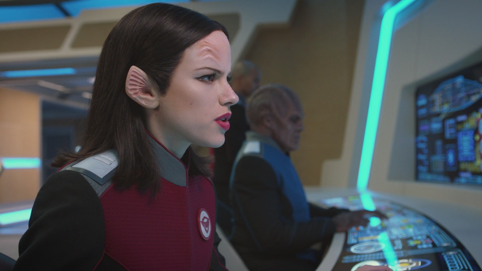 iHeartHalston_HalstonSageNet_TheOrville1x05Screencaps_010.jpg