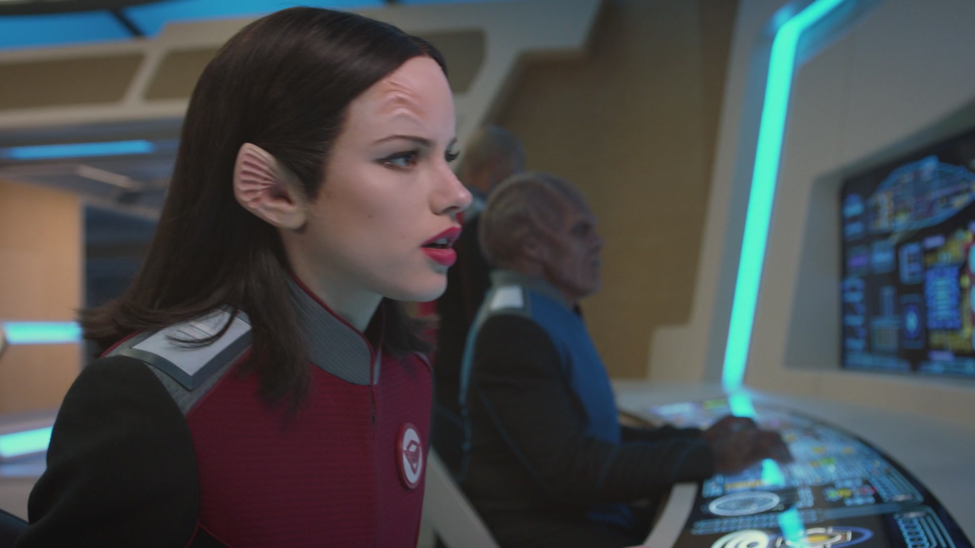 iHeartHalston_HalstonSageNet_TheOrville1x05Screencaps_013.jpg