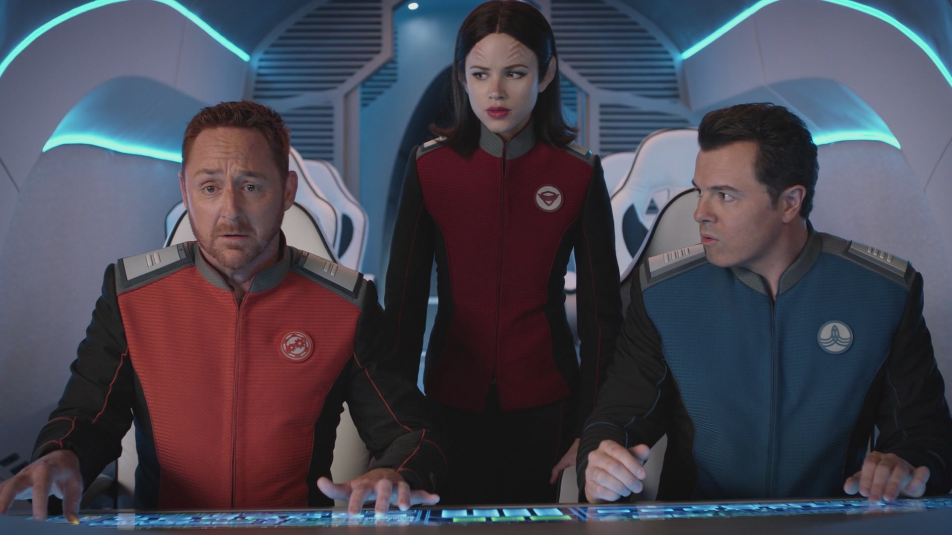 iHeartHalston_HalstonSageNet_TheOrville1x05Screencaps_028.jpg