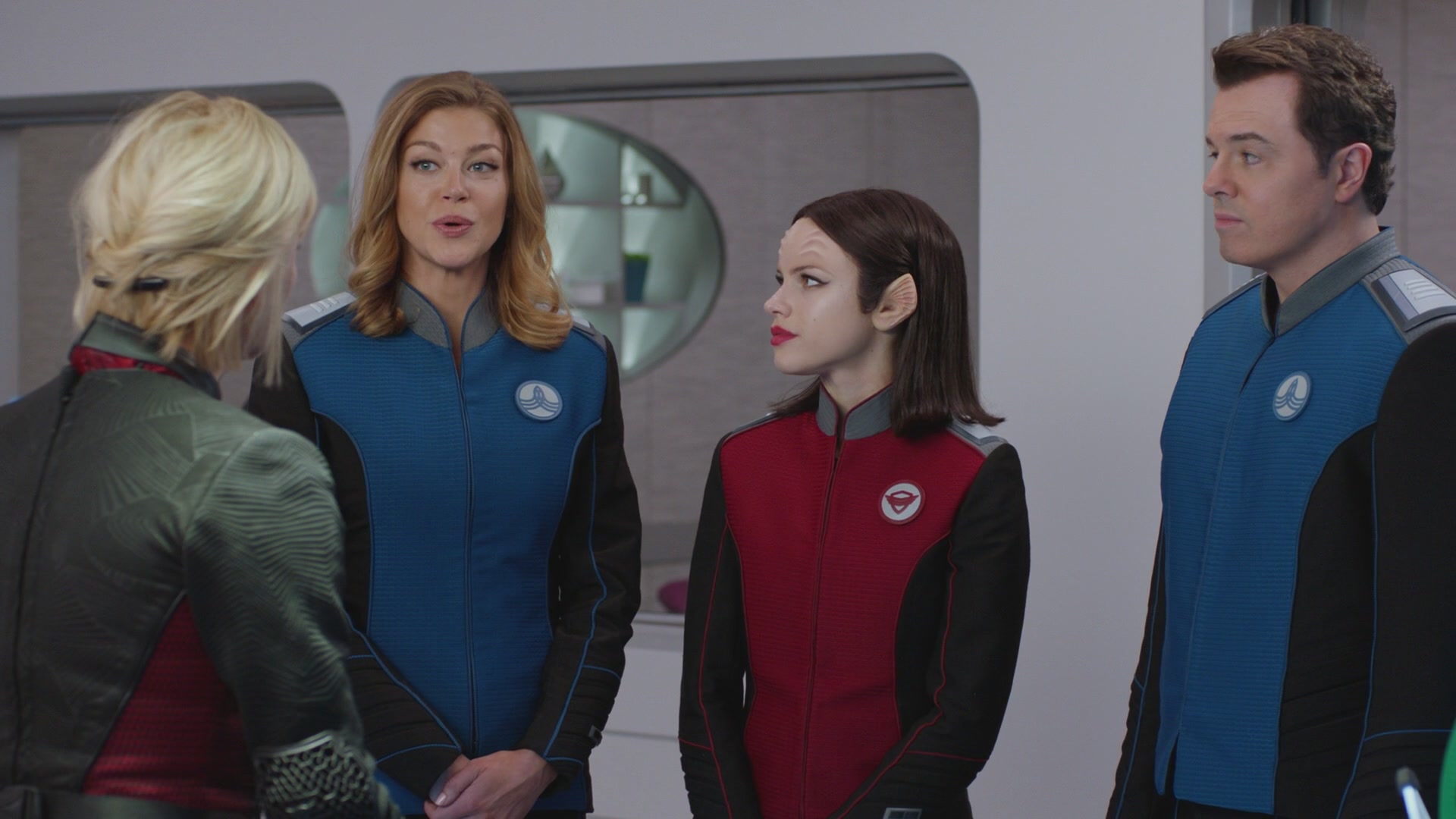 iHeartHalston_HalstonSageNet_TheOrville1x05Screencaps_068.jpg