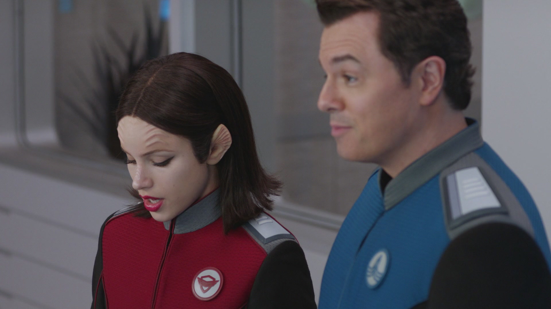 iHeartHalston_HalstonSageNet_TheOrville1x05Screencaps_074.jpg