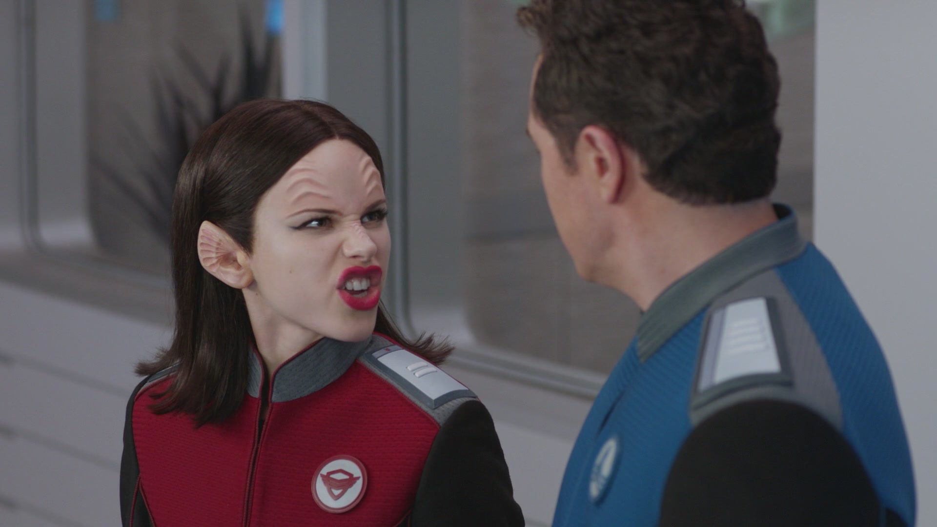 iHeartHalston_HalstonSageNet_TheOrville1x05Screencaps_083.jpg