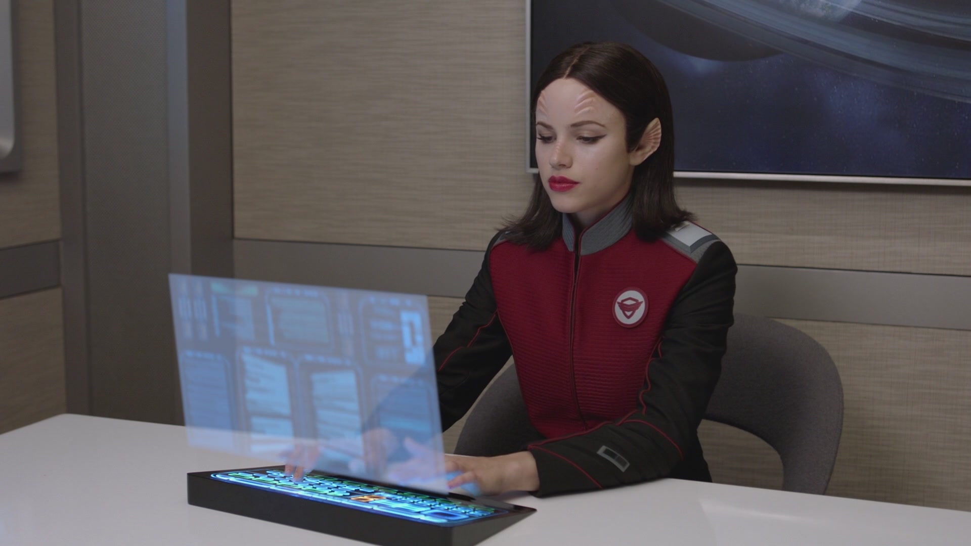 iHeartHalston_HalstonSageNet_TheOrville1x05Screencaps_106.jpg