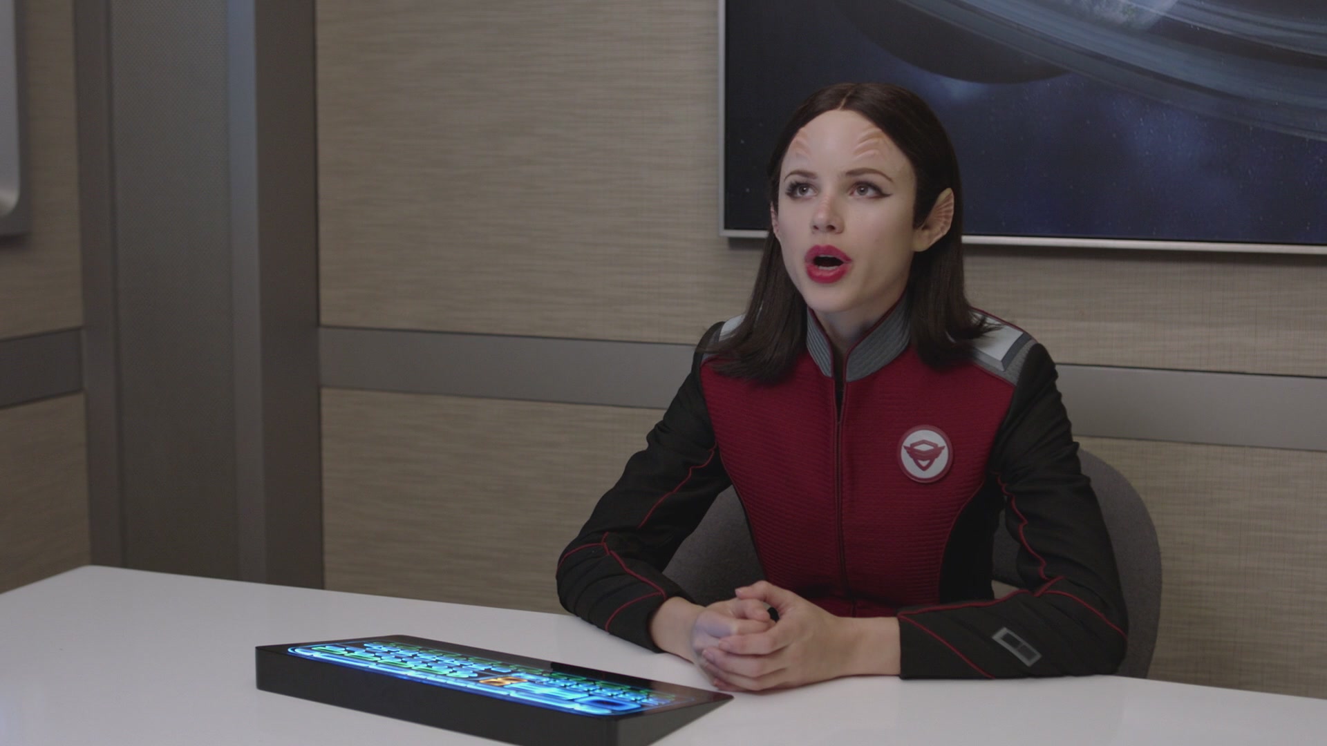 iHeartHalston_HalstonSageNet_TheOrville1x05Screencaps_109.jpg