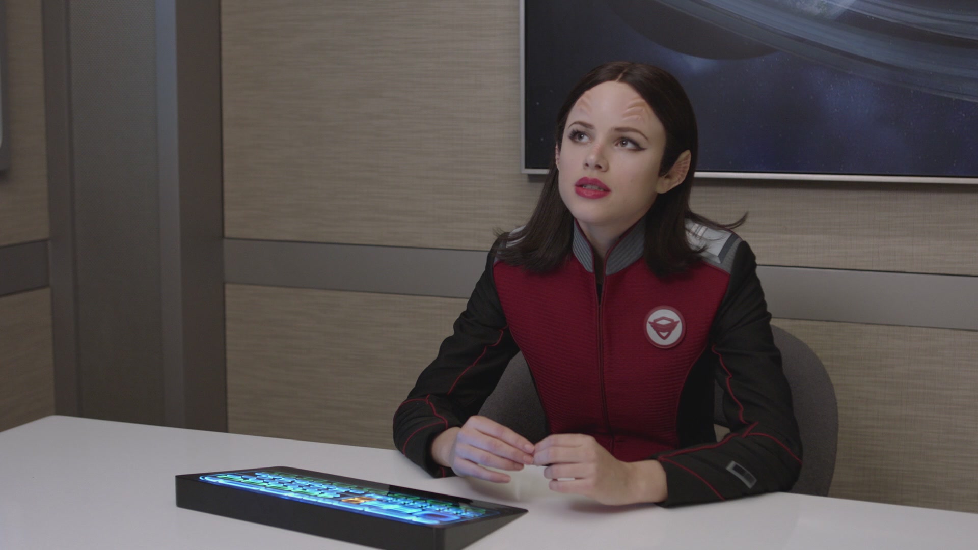 iHeartHalston_HalstonSageNet_TheOrville1x05Screencaps_116.jpg