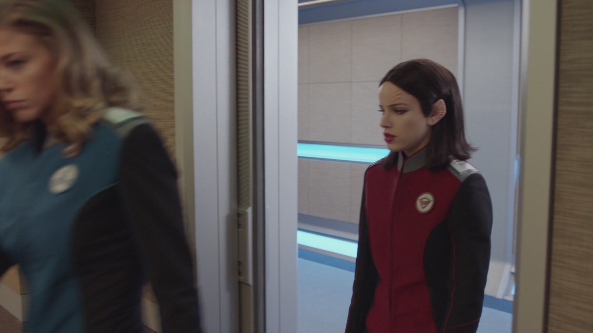 iHeartHalston_HalstonSageNet_TheOrville1x05Screencaps_157.jpg