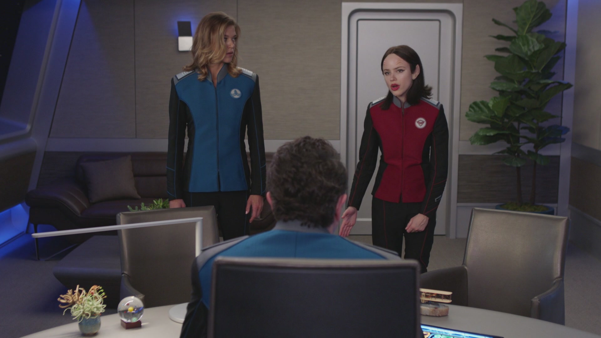 iHeartHalston_HalstonSageNet_TheOrville1x05Screencaps_217.jpg