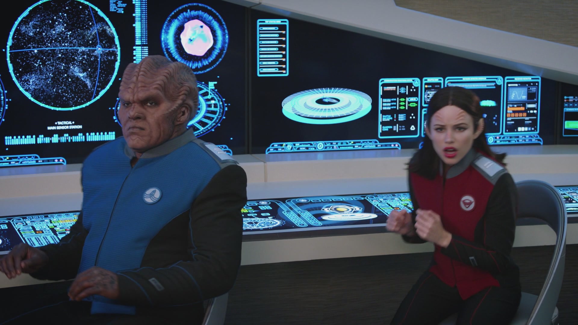 iHeartHalston_HalstonSageNet_TheOrville1x05Screencaps_230.jpg