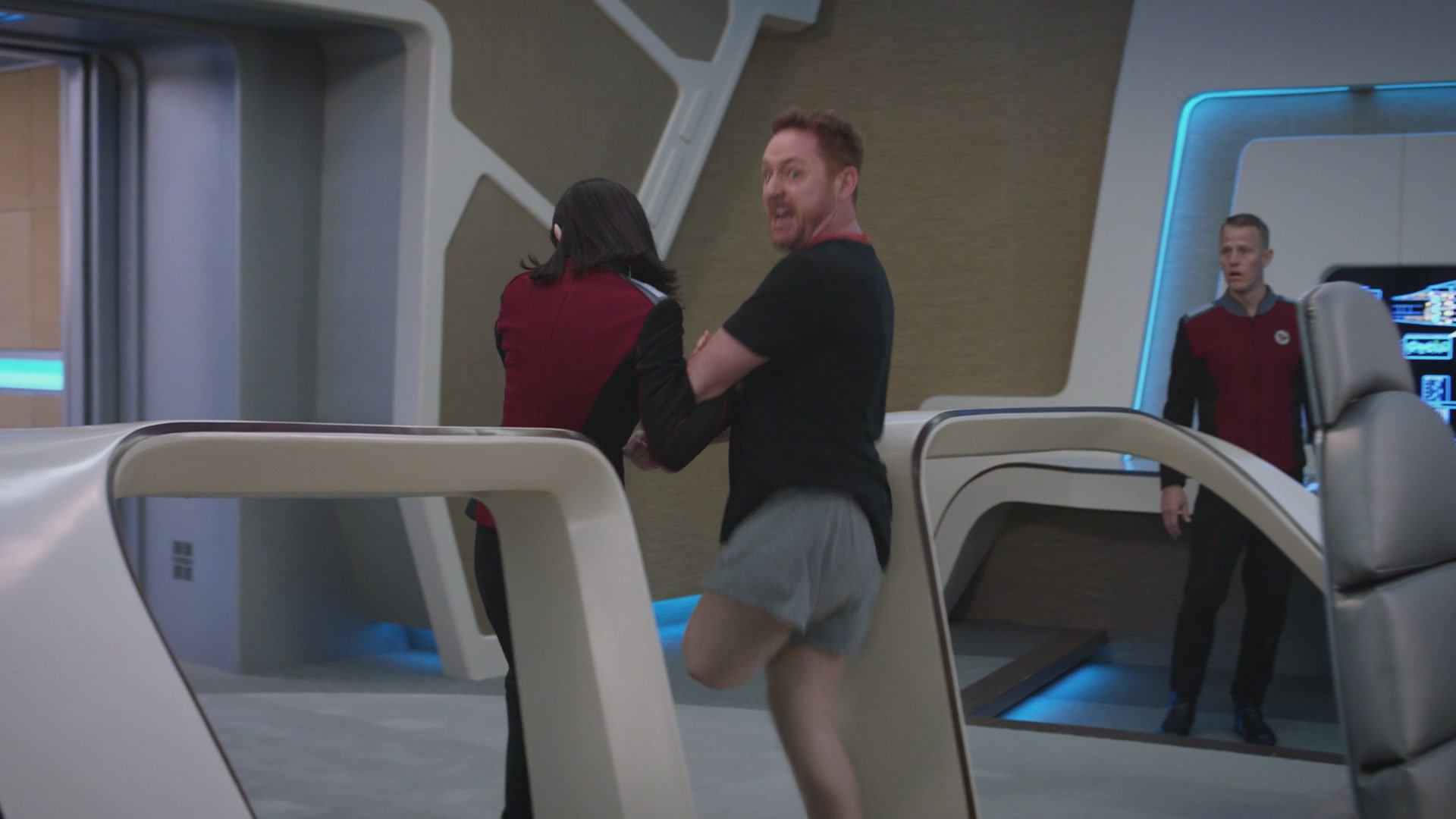 iHeartHalston_HalstonSageNet_TheOrville1x05Screencaps_236.jpg