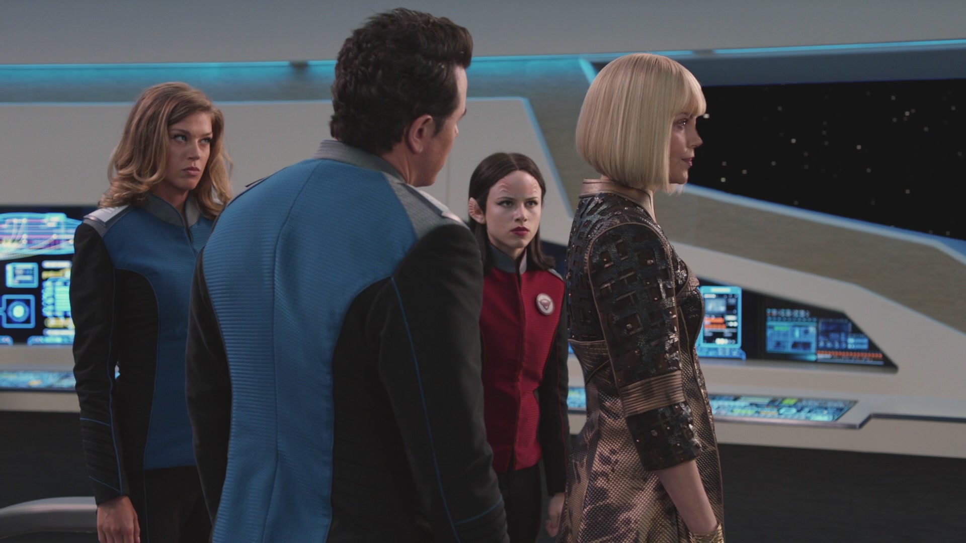 iHeartHalston_HalstonSageNet_TheOrville1x05Screencaps_300.jpg