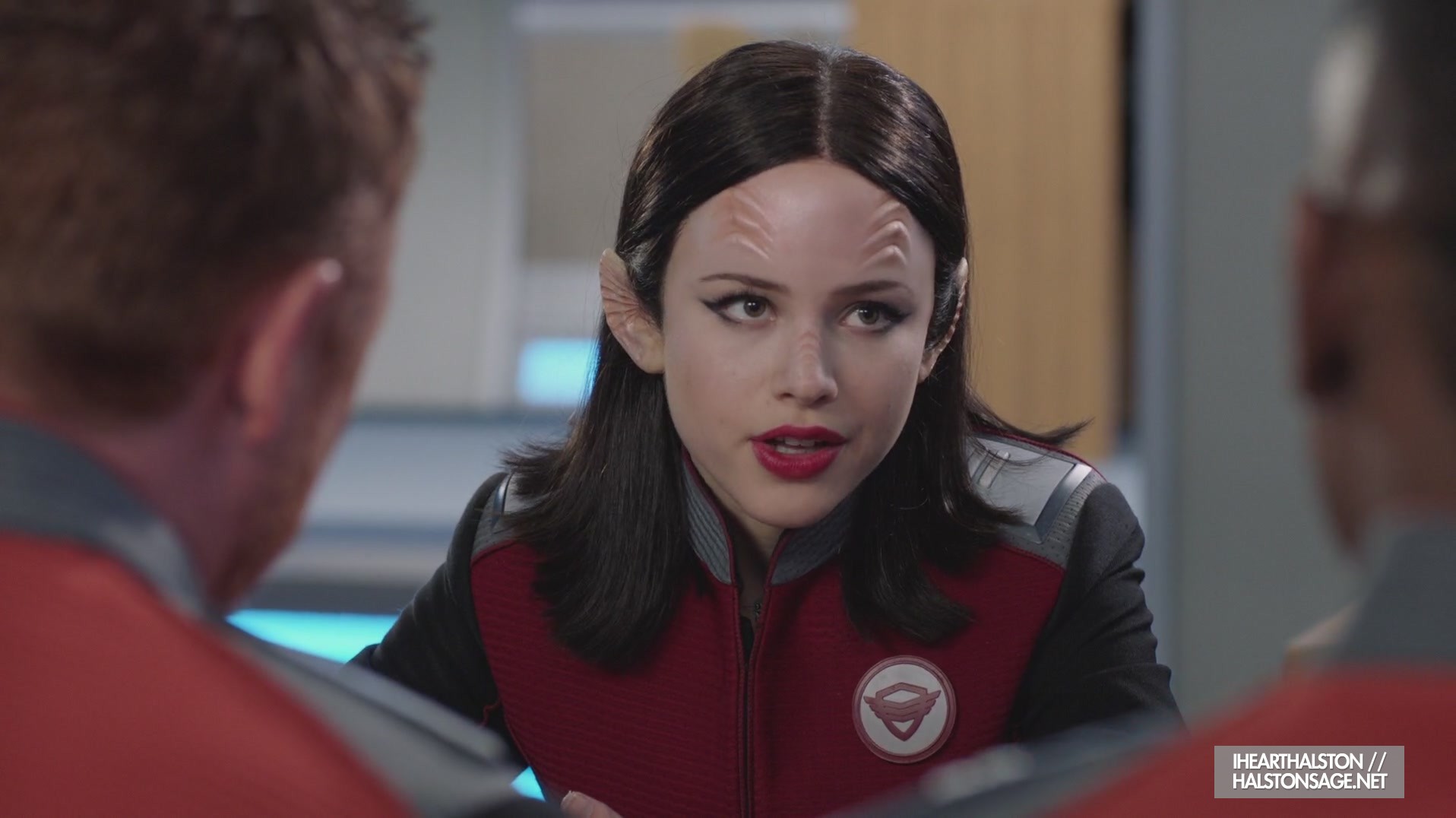 iHeartHalston_HalstonSageNet_TheOrville1x06Screencaps_011.jpg