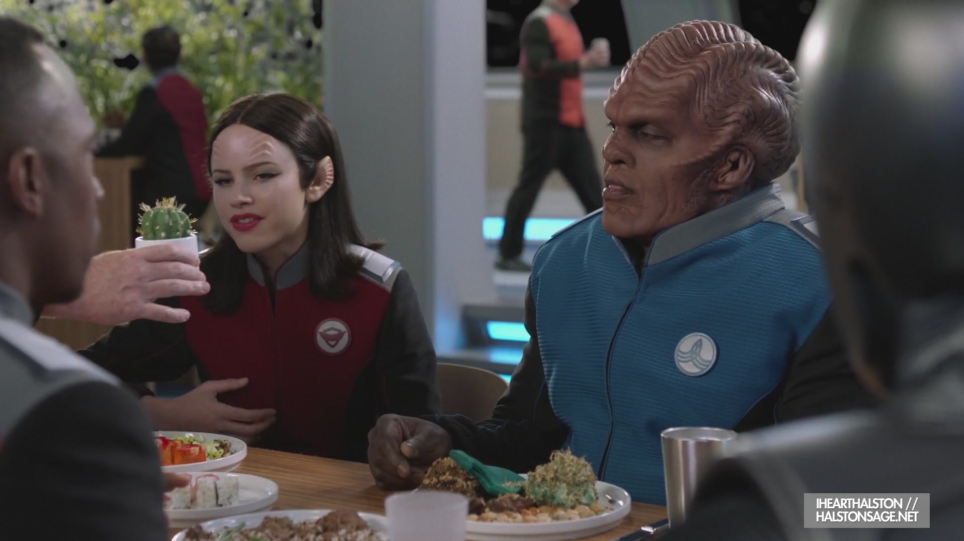 iHeartHalston_HalstonSageNet_TheOrville1x06Screencaps_040.jpg