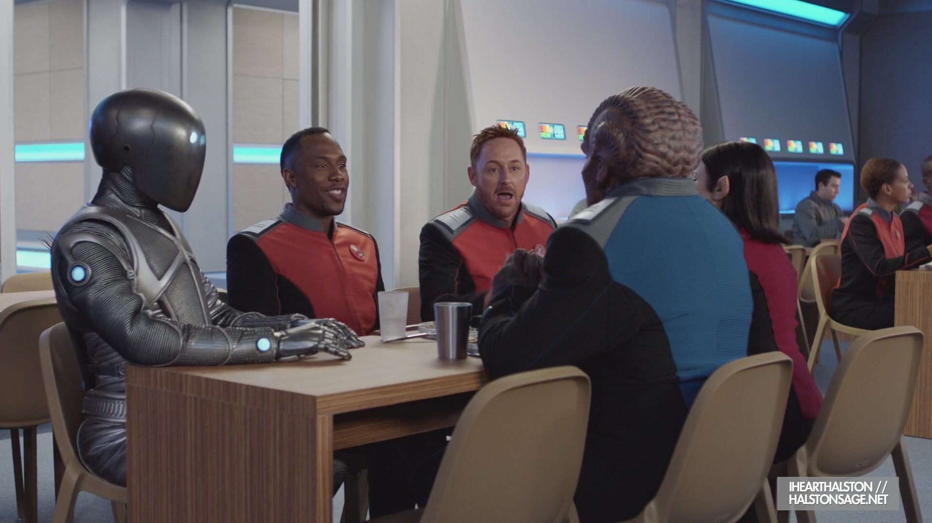 iHeartHalston_HalstonSageNet_TheOrville1x06Screencaps_052.jpg