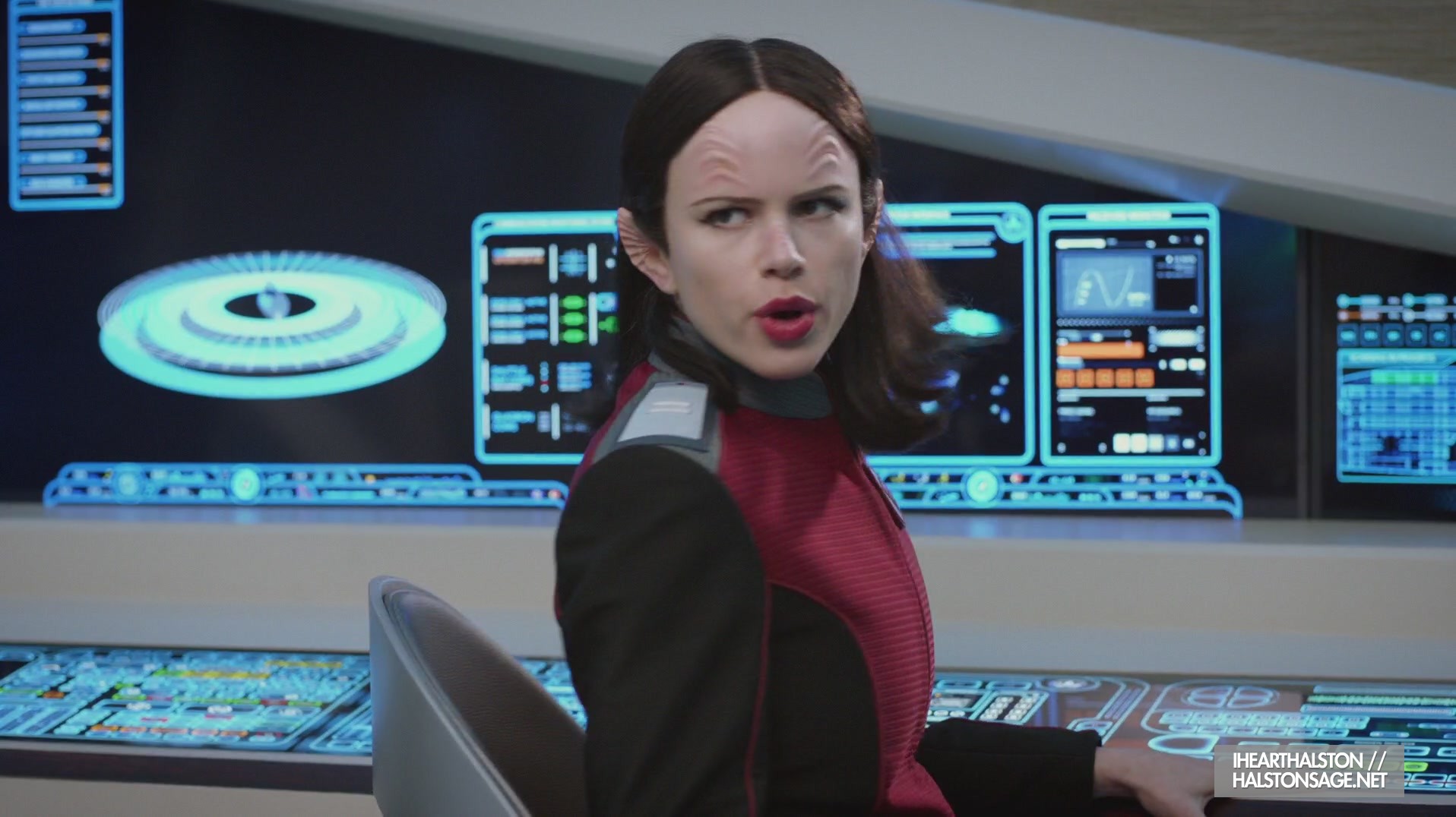 iHeartHalston_HalstonSageNet_TheOrville1x06Screencaps_067.jpg