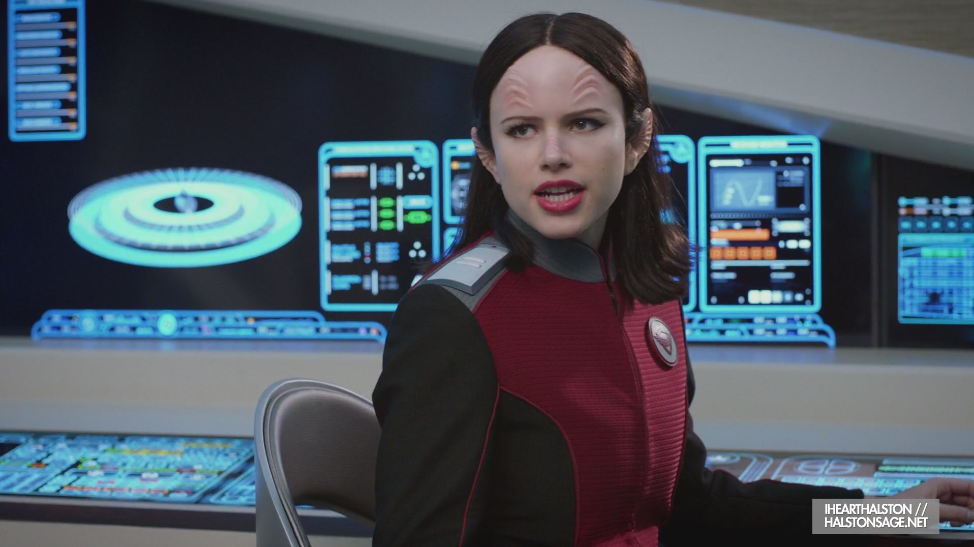 iHeartHalston_HalstonSageNet_TheOrville1x06Screencaps_068.jpg