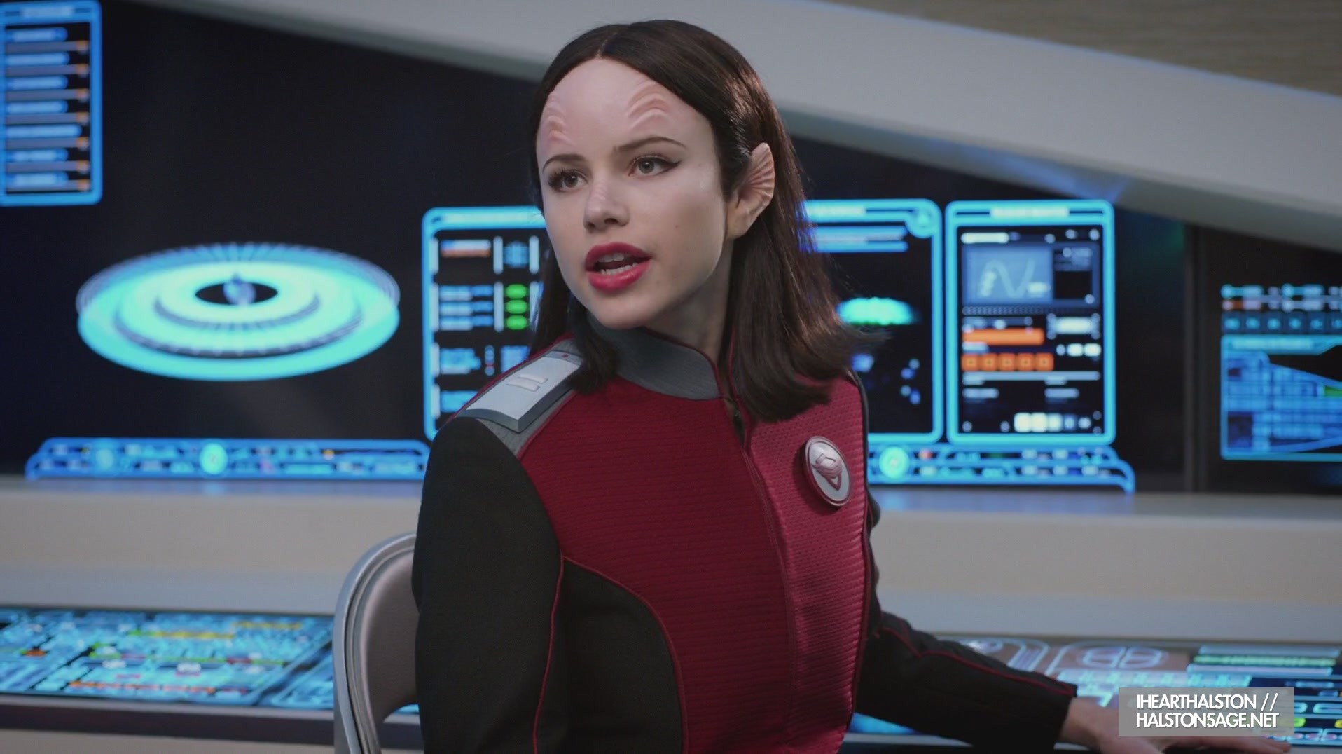 iHeartHalston_HalstonSageNet_TheOrville1x06Screencaps_075.jpg