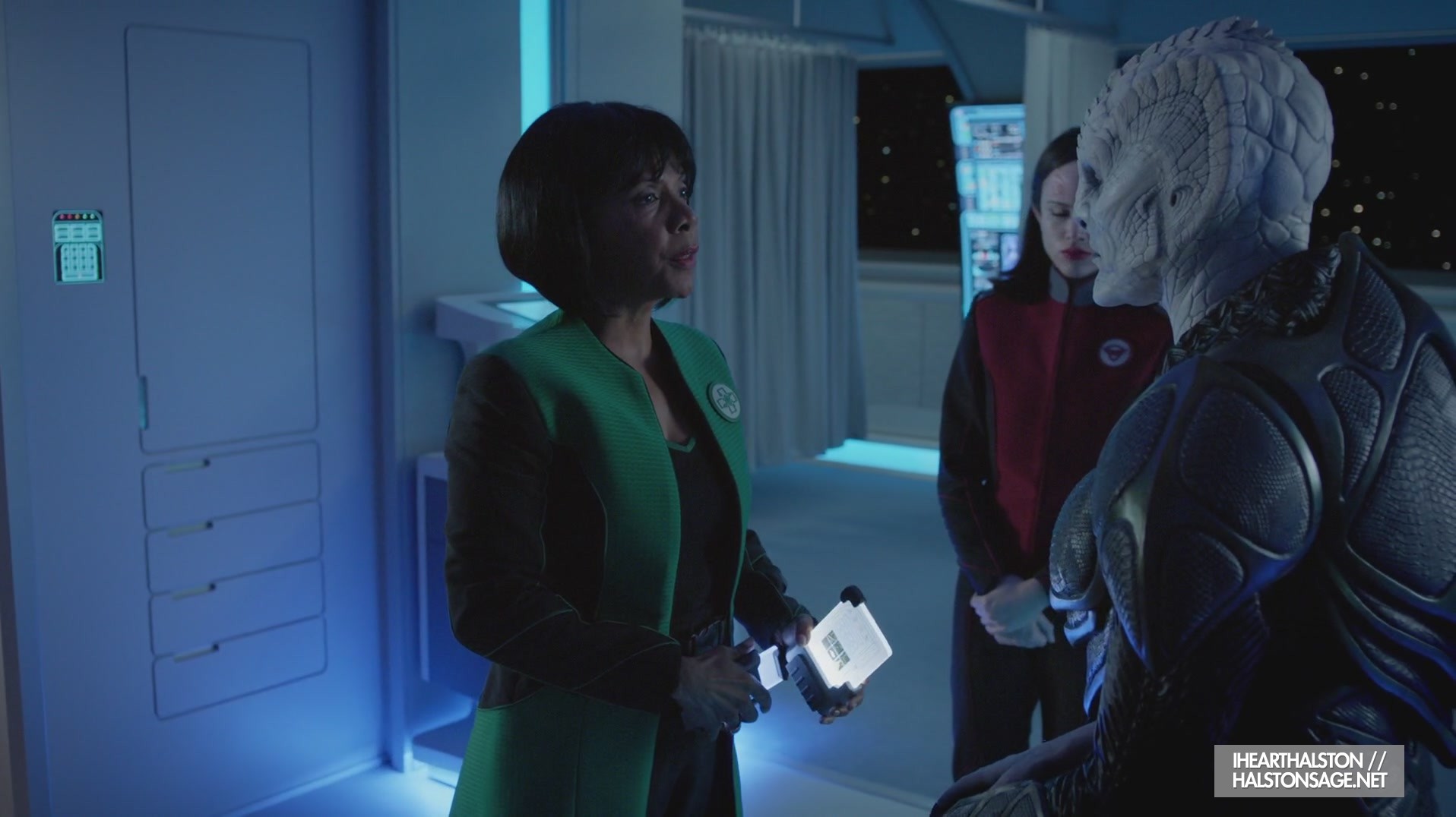 iHeartHalston_HalstonSageNet_TheOrville1x06Screencaps_113.jpg