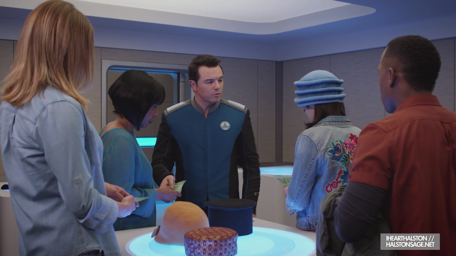 iHeartHalston_HalstonSageNet_TheOrville1x07Screencaps_042.jpg