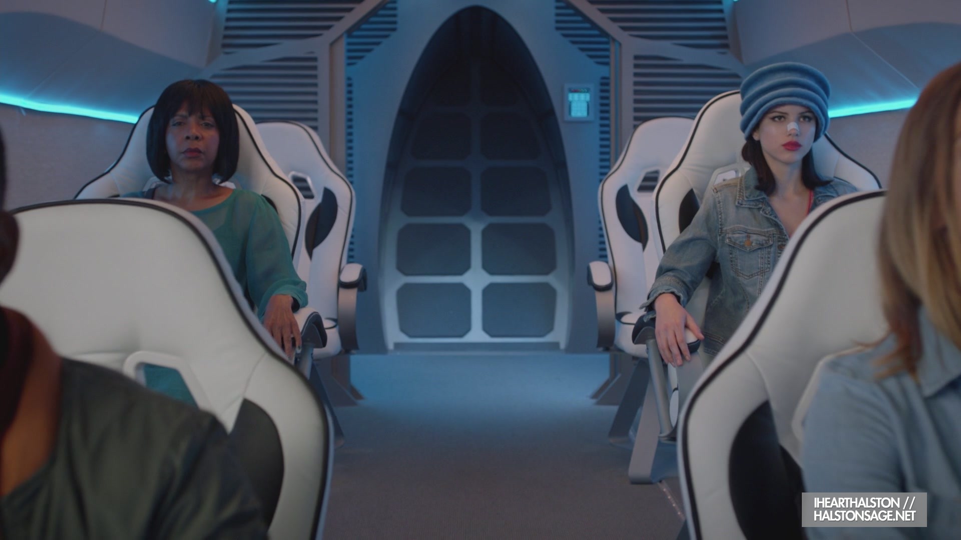 iHeartHalston_HalstonSageNet_TheOrville1x07Screencaps_059.jpg