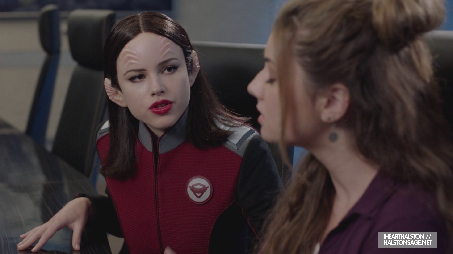 iHeartHalston_HalstonSageNet_TheOrville1x07Screencaps_360.jpg