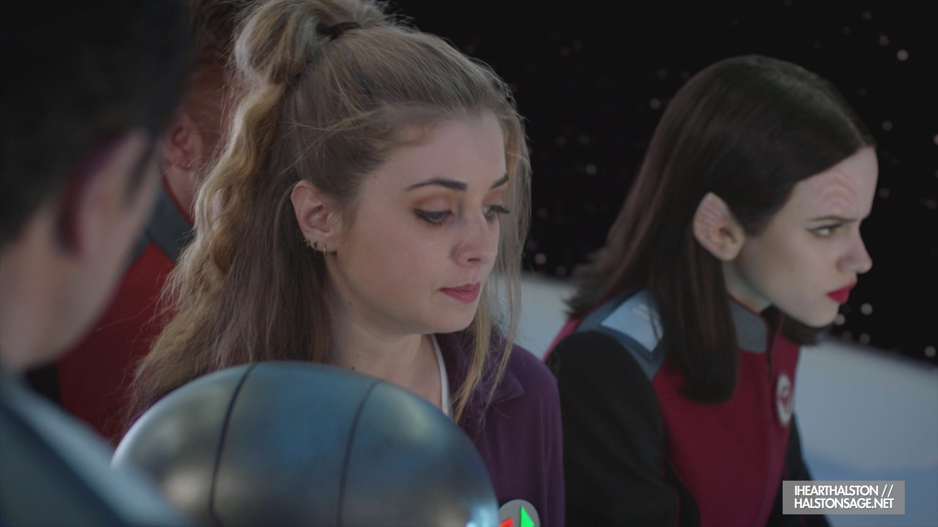 iHeartHalston_HalstonSageNet_TheOrville1x07Screencaps_394.jpg