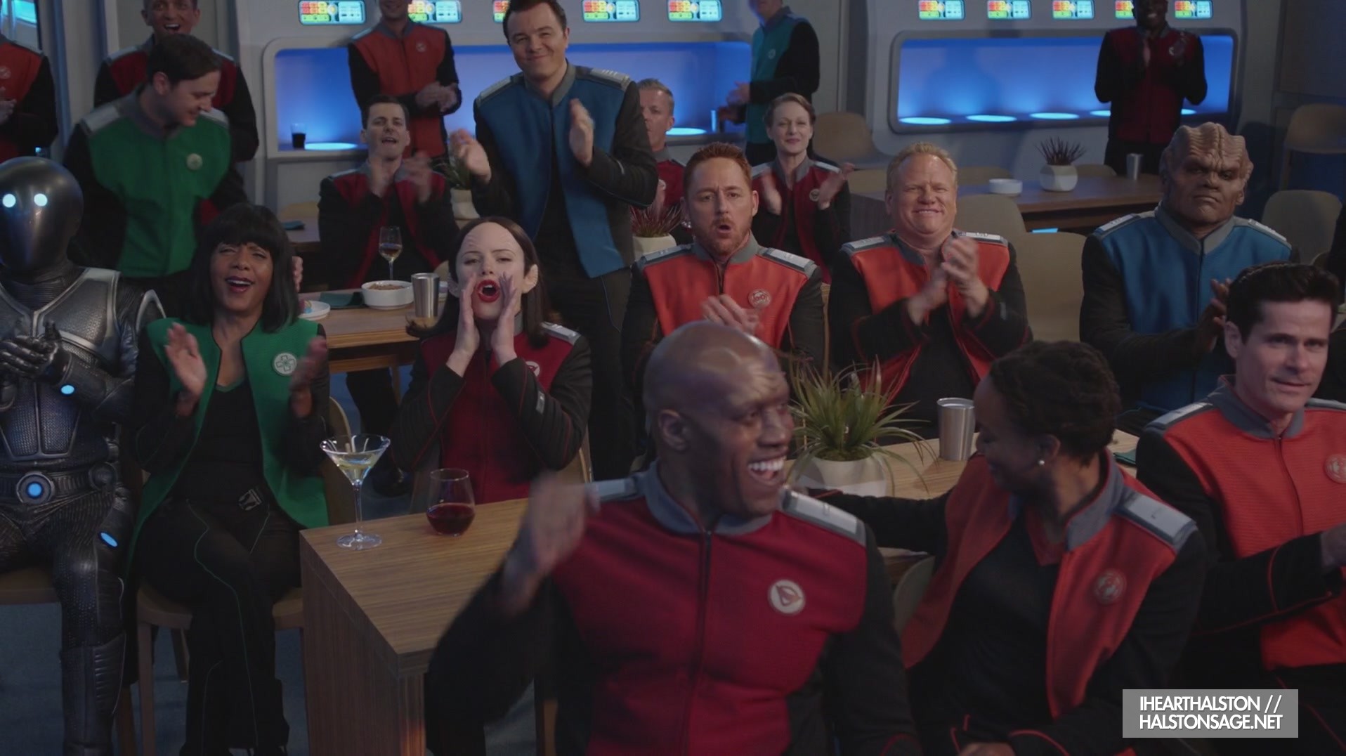 iHeartHalston_HalstonSageNet_TheOrville1x09Screencaps_005.jpg