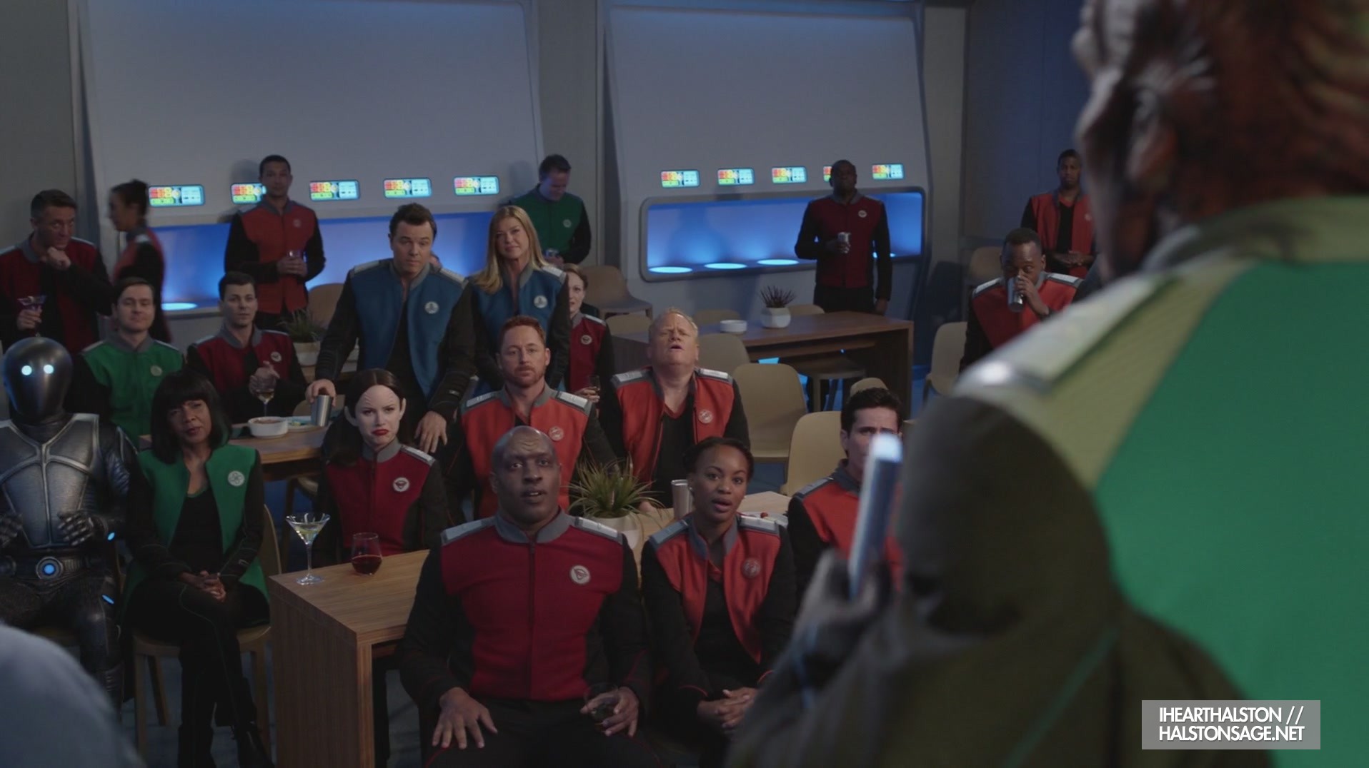 iHeartHalston_HalstonSageNet_TheOrville1x09Screencaps_013.jpg