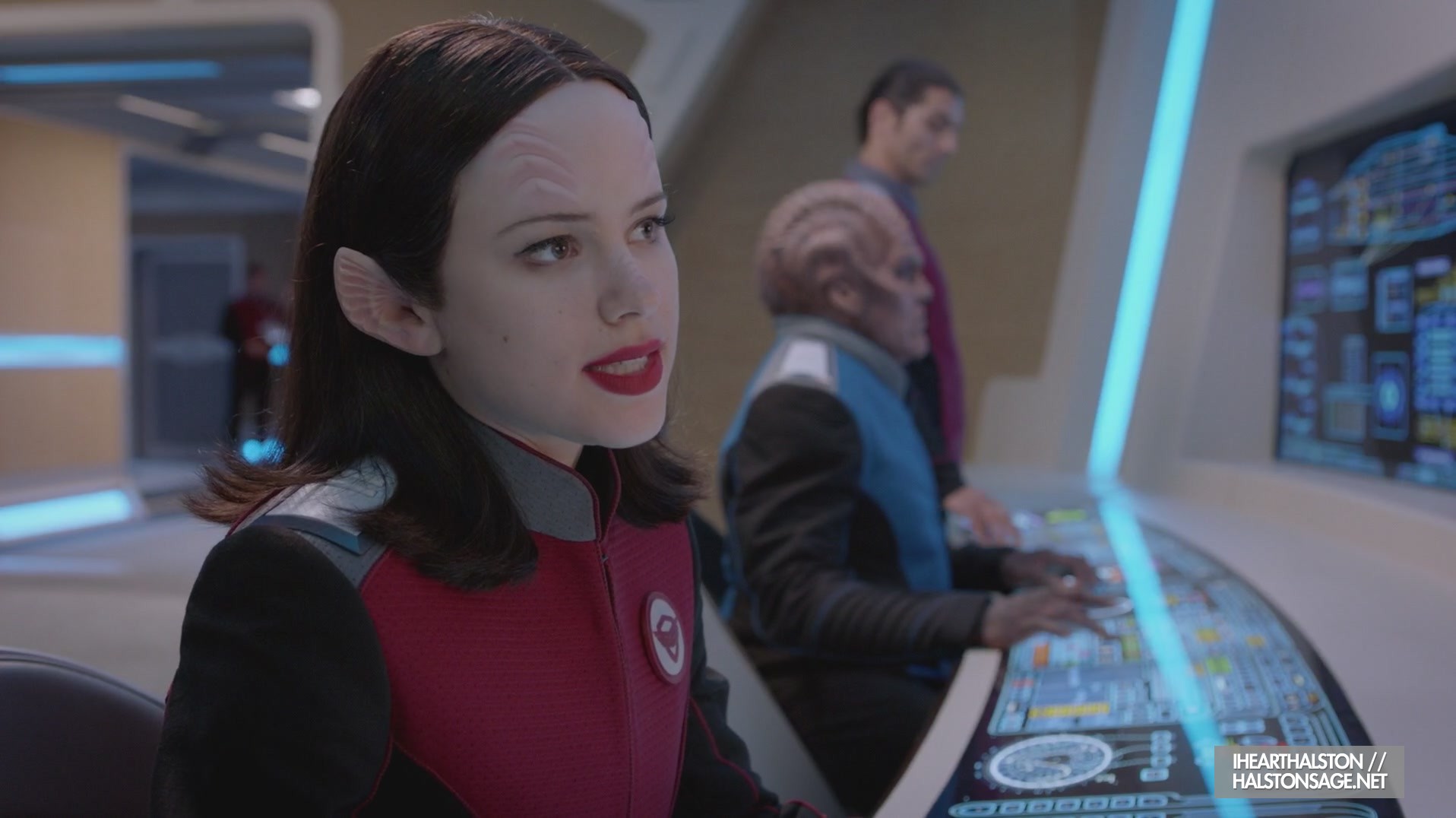 iHeartHalston_HalstonSageNet_TheOrville1x09Screencaps_021.jpg