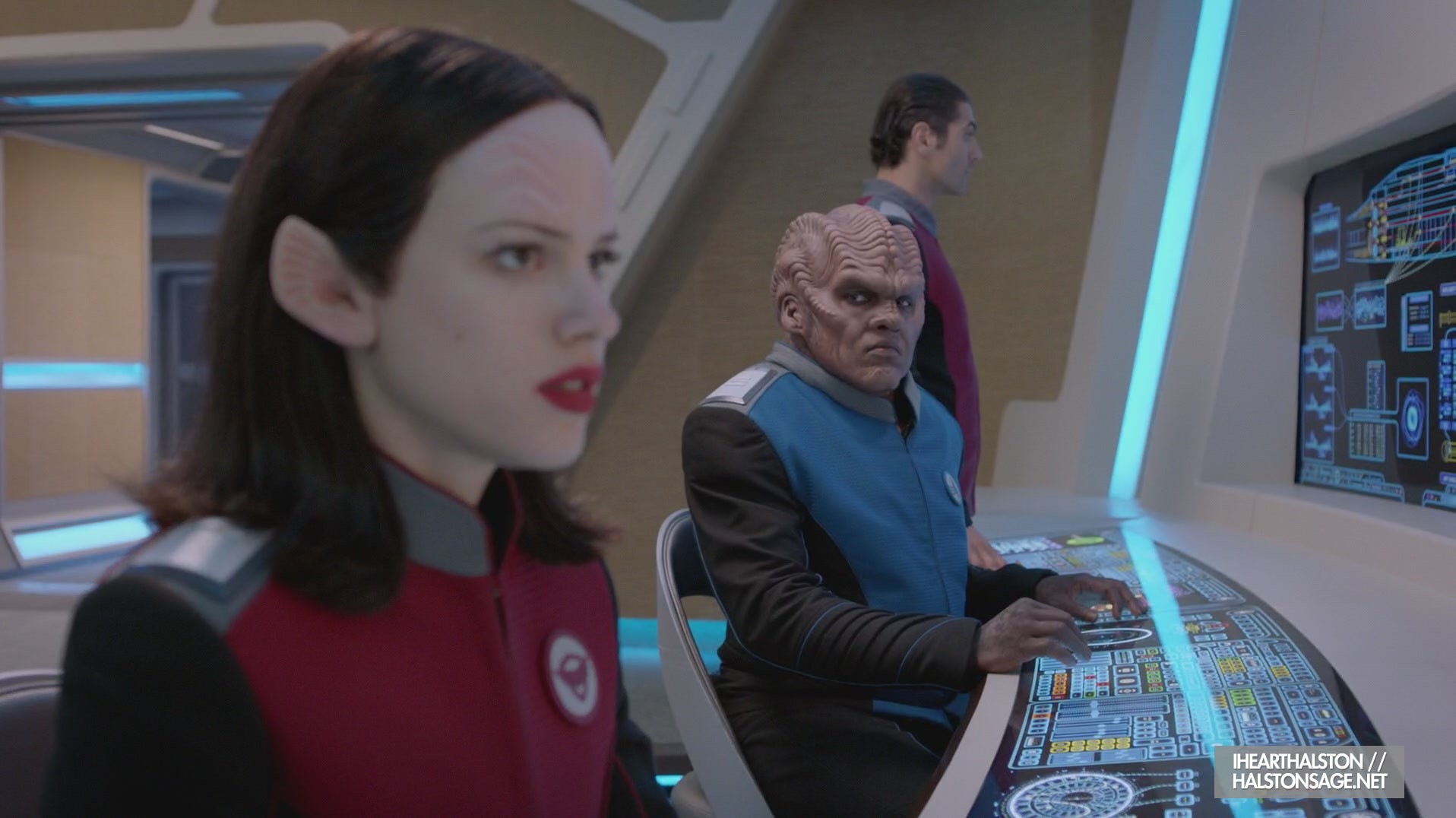 iHeartHalston_HalstonSageNet_TheOrville1x09Screencaps_041.jpg