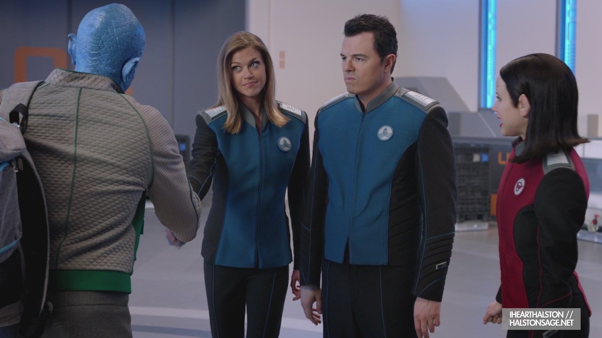 iHeartHalston_HalstonSageNet_TheOrville1x09Screencaps_079.jpg