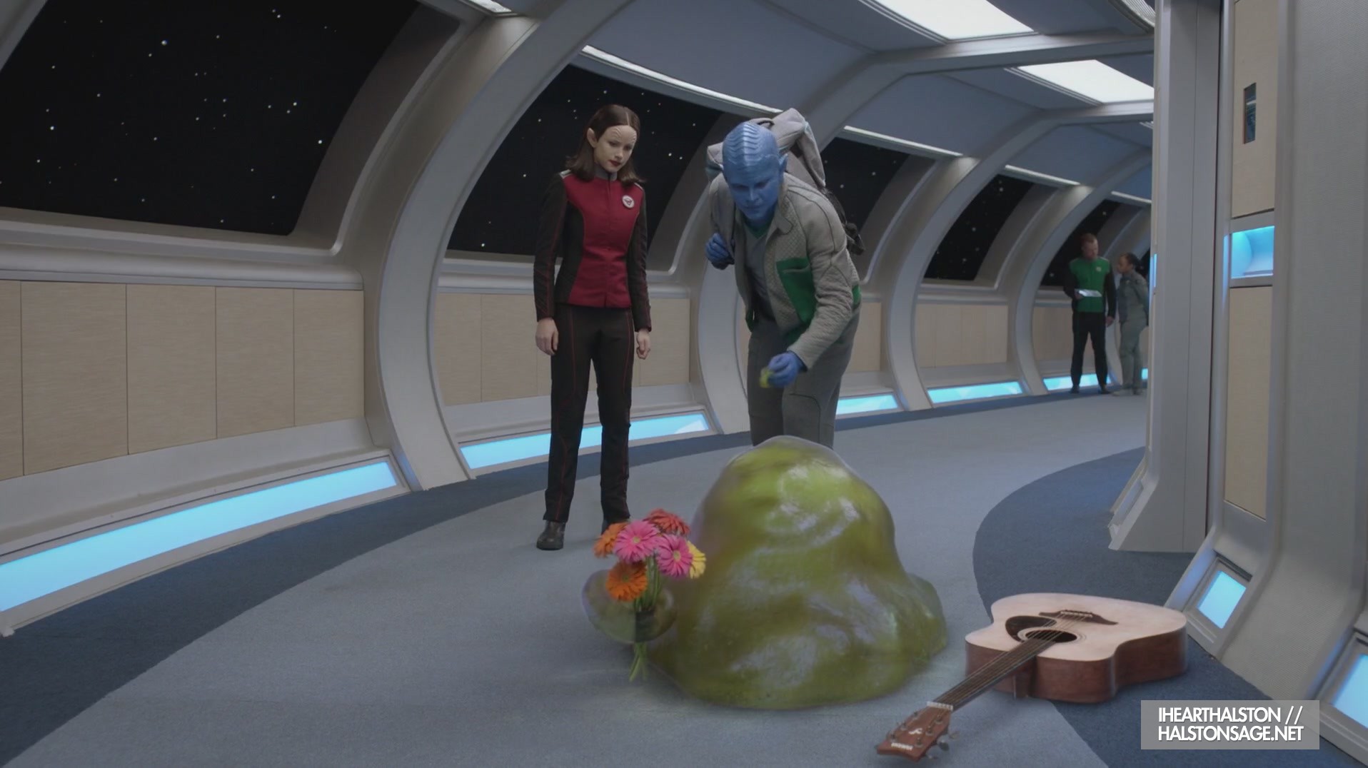 iHeartHalston_HalstonSageNet_TheOrville1x09Screencaps_114.jpg