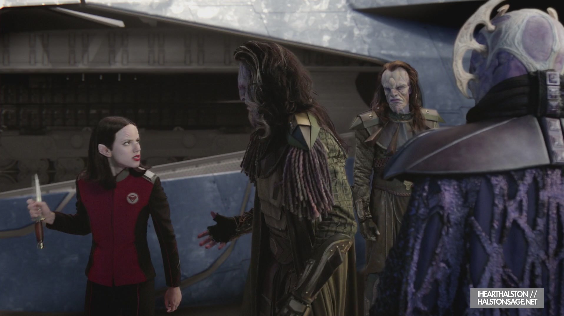 iHeartHalston_HalstonSageNet_TheOrville1x09Screencaps_128.jpg