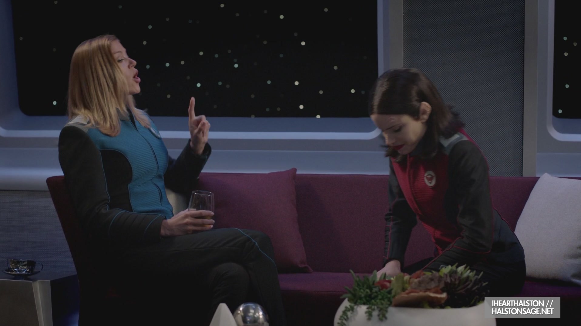 iHeartHalston_HalstonSageNet_TheOrville1x09Screencaps_152.jpg