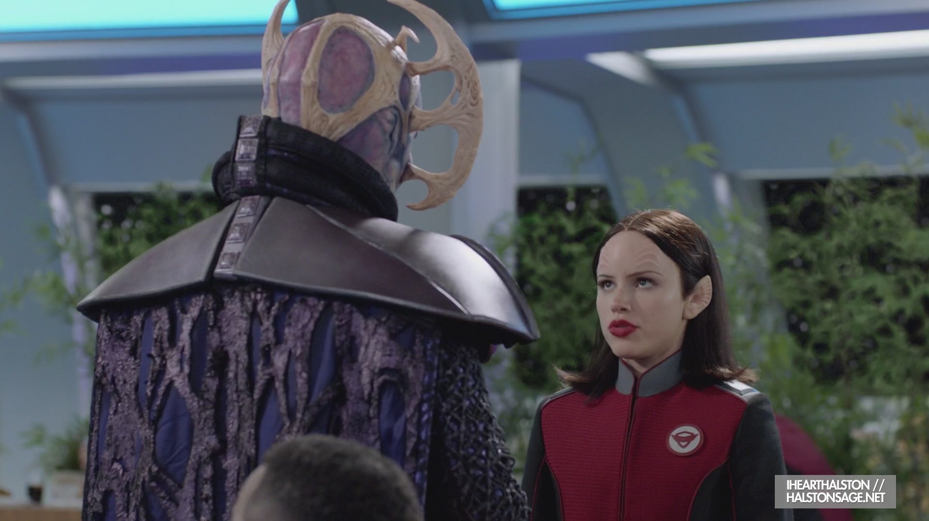 iHeartHalston_HalstonSageNet_TheOrville1x09Screencaps_167.jpg