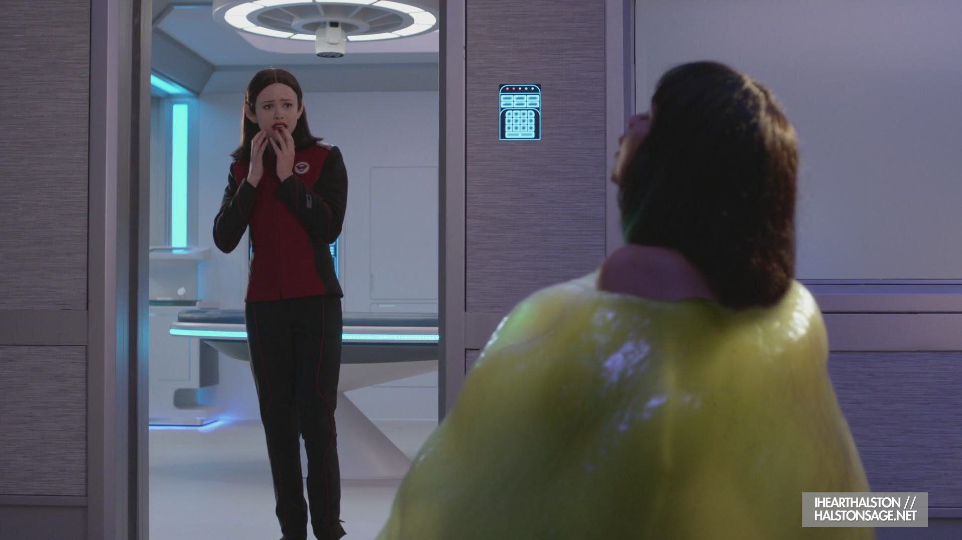 iHeartHalston_HalstonSageNet_TheOrville1x09Screencaps_207.jpg