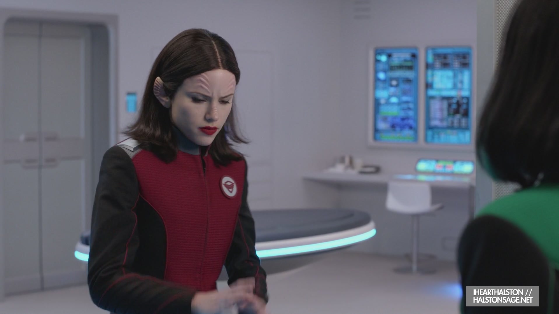 iHeartHalston_HalstonSageNet_TheOrville1x09Screencaps_231.jpg