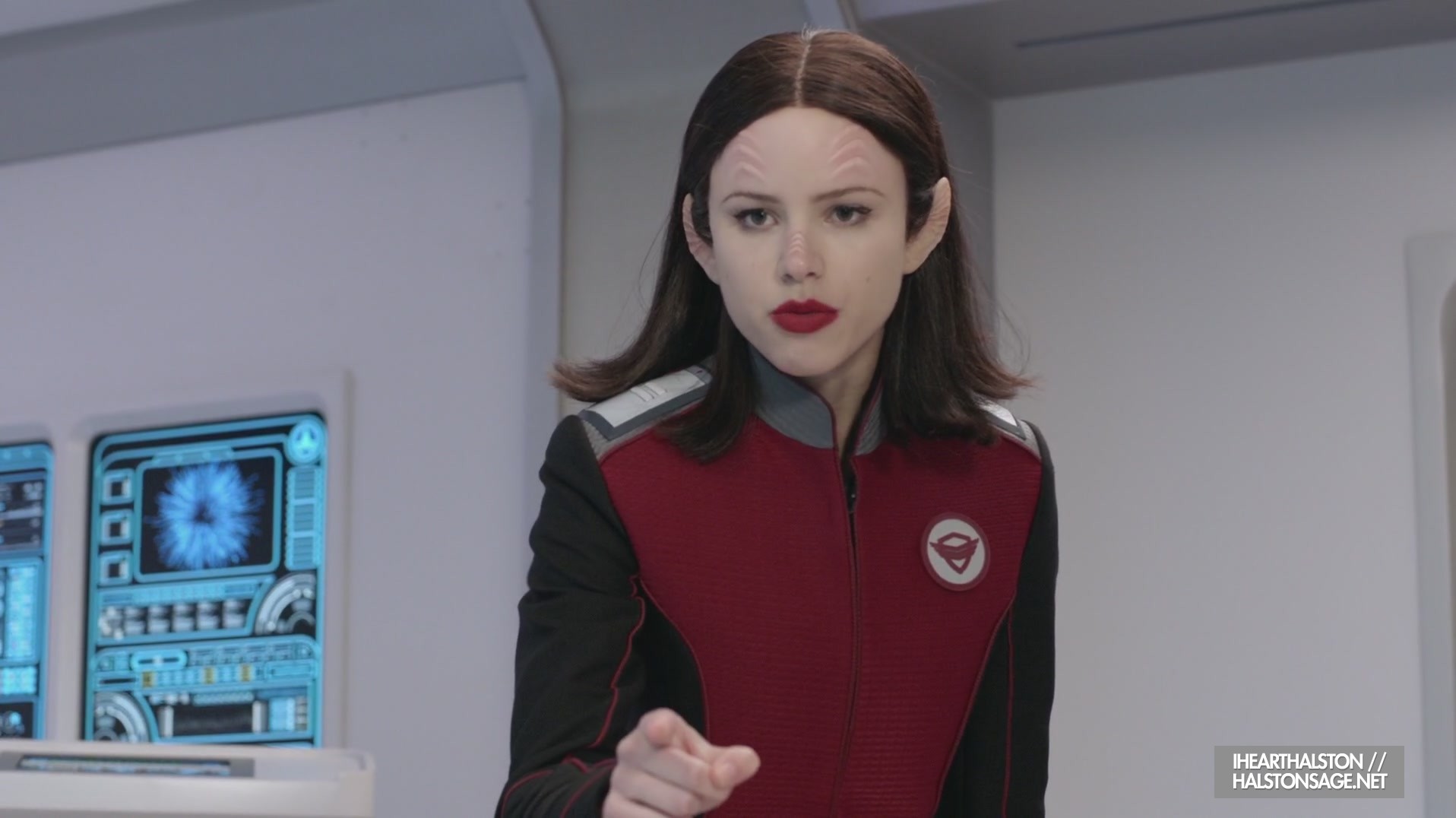 iHeartHalston_HalstonSageNet_TheOrville1x09Screencaps_244.jpg